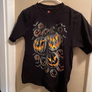 Shirt Kids Large 10-12 Black HALLOWEEN 🎃 PUMPKIN 🎃 T-SHIRT BATS GOOD CONDITION